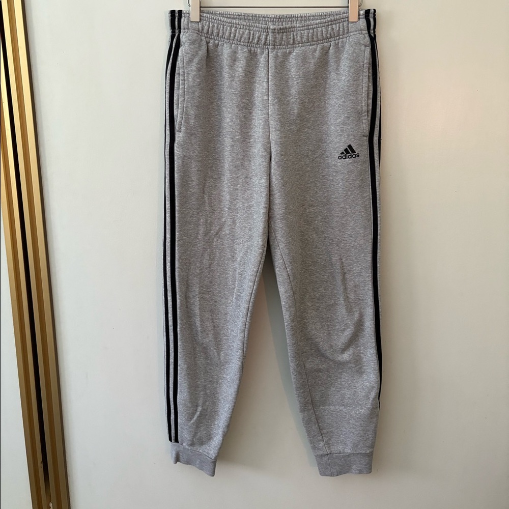 Adidas sweatpants